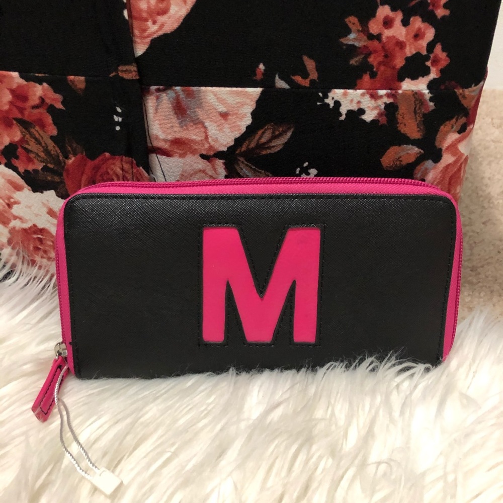 New York and Company “M” Clutch